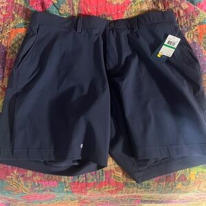 Men's Jack Nicklaus navy golf shorts. New with tags.